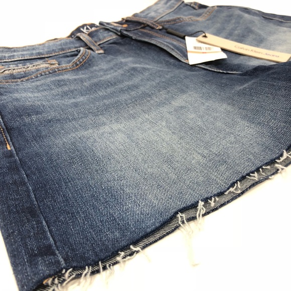 Calvin Klein Cutoff Denim Shorts Size 26 - Picture 4 of 7
